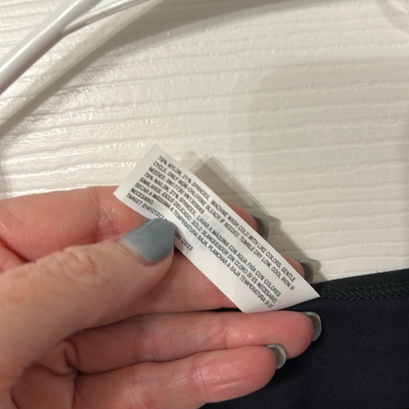 NWT All In Motion Top - Picture 5 of 5